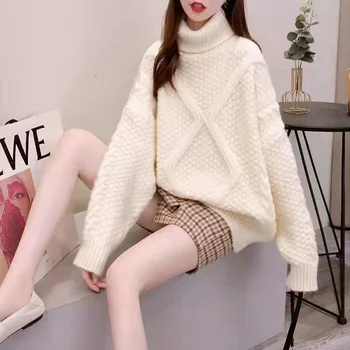 Magas nyakú pulóver női pulóver rövid pulóver 2023 téli laza fenekű sült tésztacsavar tömör hosszú ujjú pulóver női felső