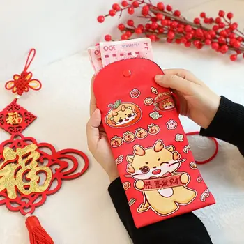 Plüss érme pénztárca Pénzcsomagoló táska Lucky Money pénztárca Piros csomag 2024 piros boríték gyermektáska Hongbao sárkány év kabalája